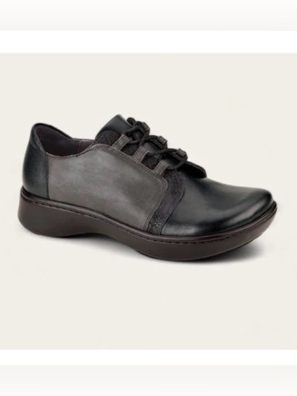 Naot Riviera Shell Collection black and gray leather lace up shoe size 7 eu 37
